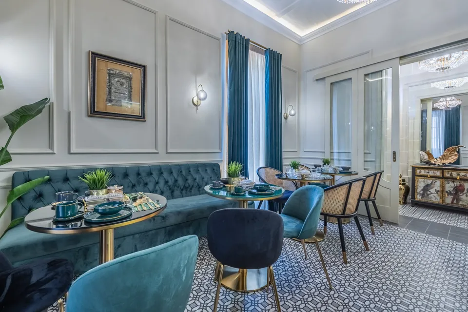 Dining room and interiors at Maison Medina, photo 4 of 5